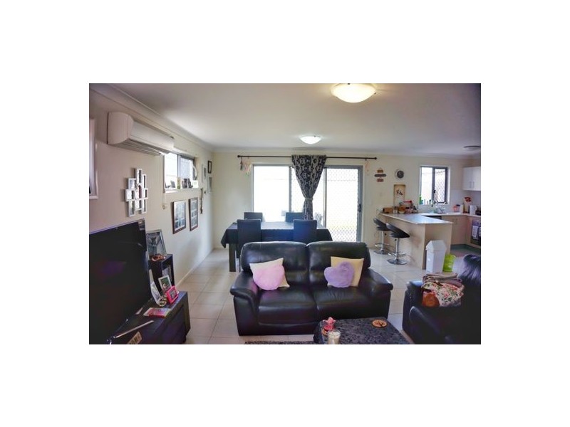 61/2 Diamantina Street, Calamvale QLD 4116