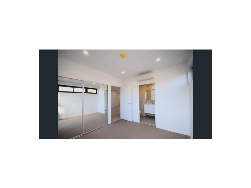 133 181 Clarence Road, Indooroopilly QLD 4068