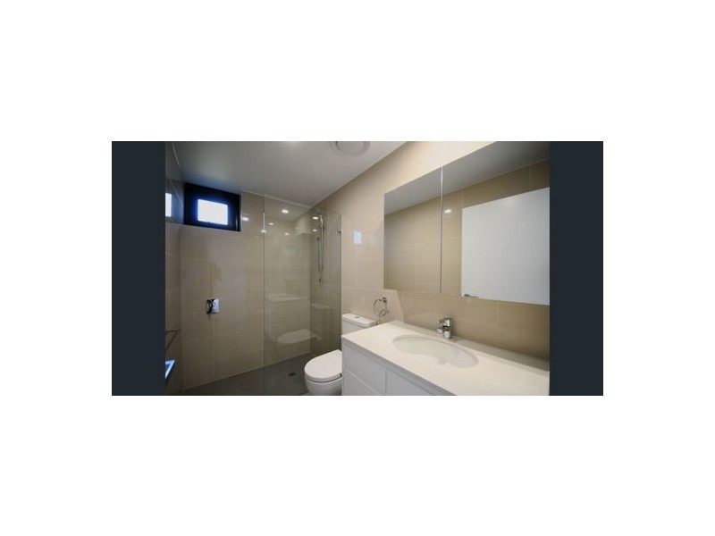 133 181 Clarence Road, Indooroopilly QLD 4068