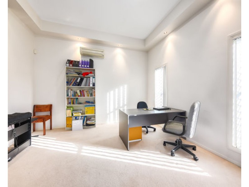 9 Bunya Lake Court, Bunya QLD 4055