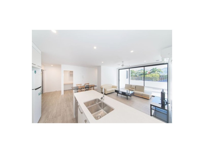 204/30 York Street, Indooroopilly QLD 4068