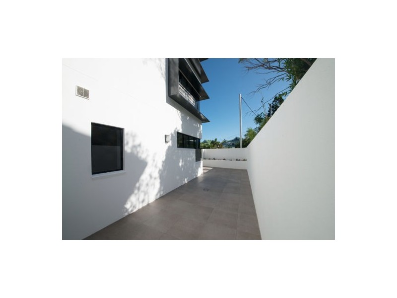 204/30 York Street, Indooroopilly QLD 4068