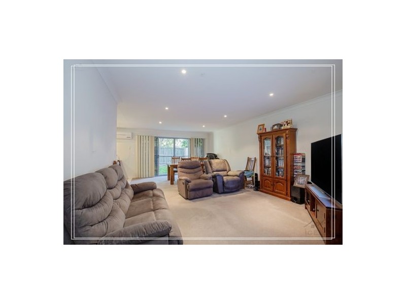 21/1 Belongil Street, Pacific Pines QLD 4211