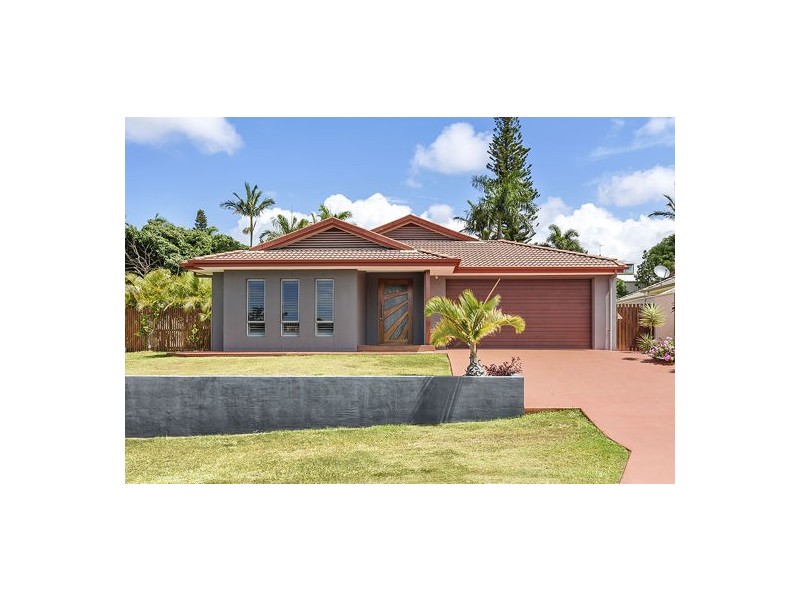 8 Stringybark Drive, Molendinar QLD 4214