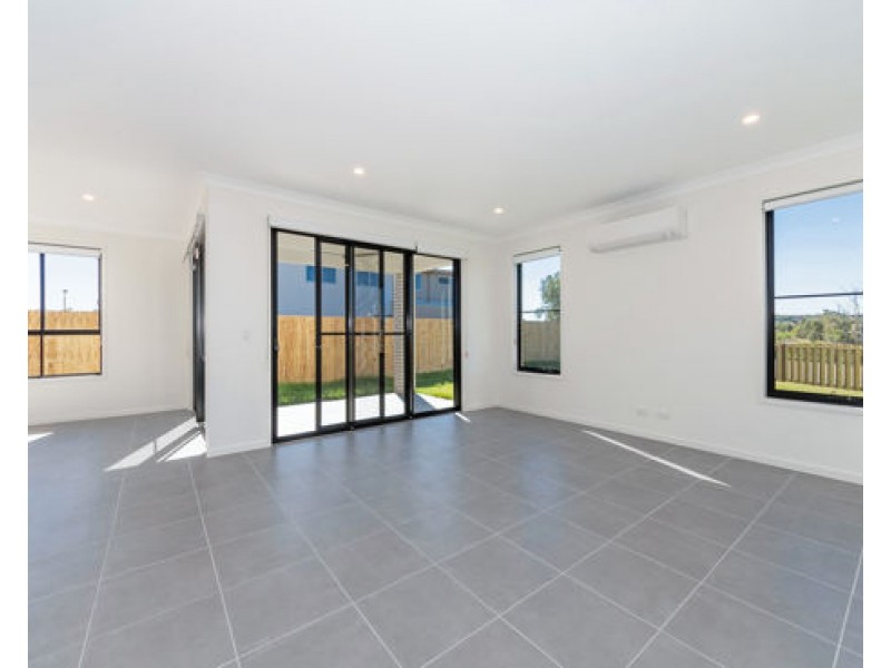 58 Aspen Way, Arundel QLD 4214