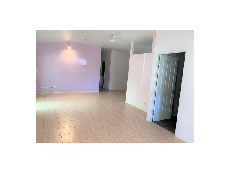 67 Albyn Rd, Sunnybank QLD 4109