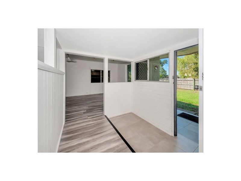 34 Rutherford Street, Cairns North QLD 4870