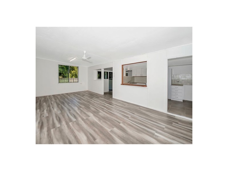 34 Rutherford Street, Cairns North QLD 4870