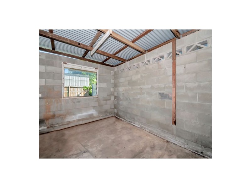 34 Rutherford Street, Cairns North QLD 4870