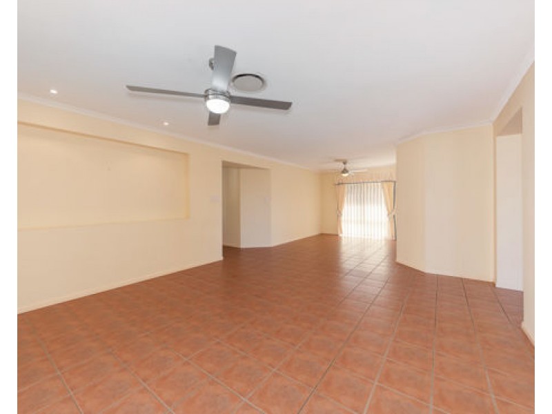 9 Applegum Place, Molendinar QLD 4214