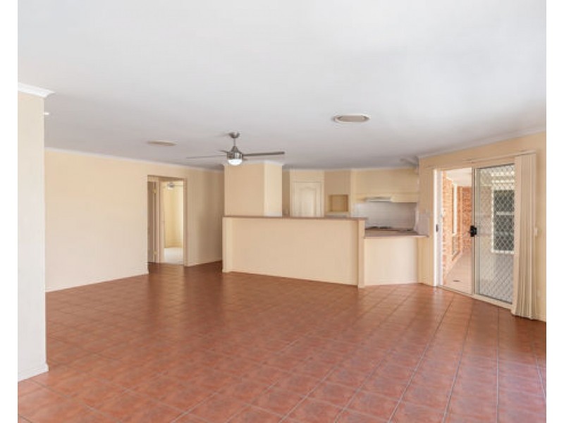 9 Applegum Place, Molendinar QLD 4214