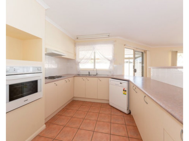9 Applegum Place, Molendinar QLD 4214