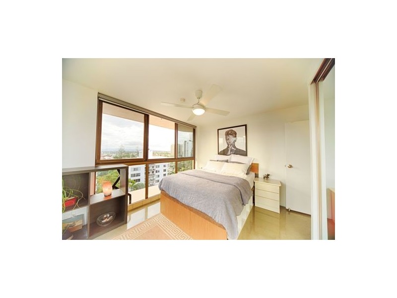 23 219 Surf Parade, Broadbeach QLD 4218