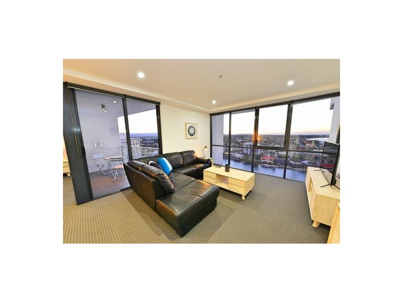 02 4 Wahroonga Place Surfers Paradise QLD 4217, Surfers Paradise QLD 4217