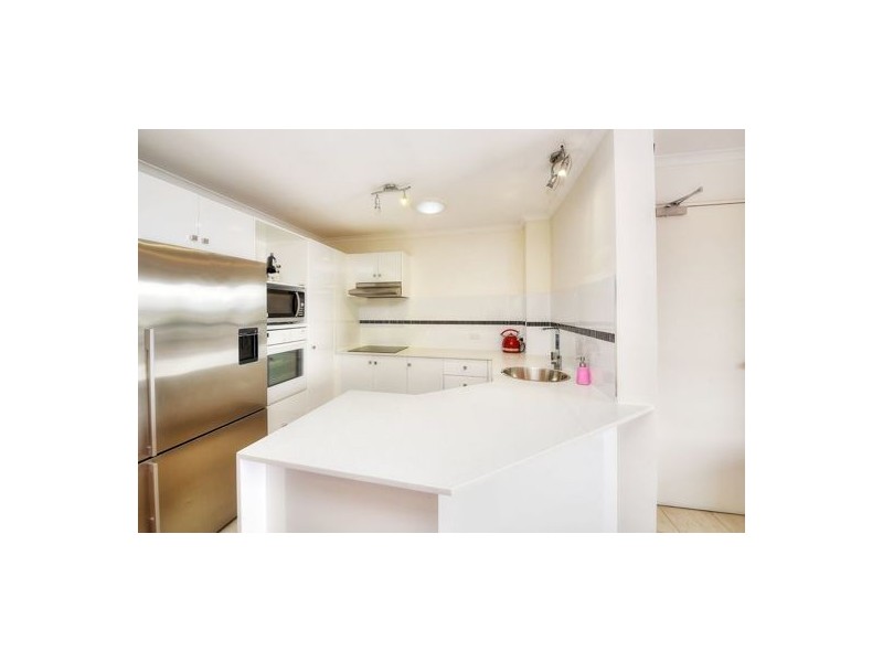 21 16 Jennifer Avenue, Runaway Bay QLD 4216