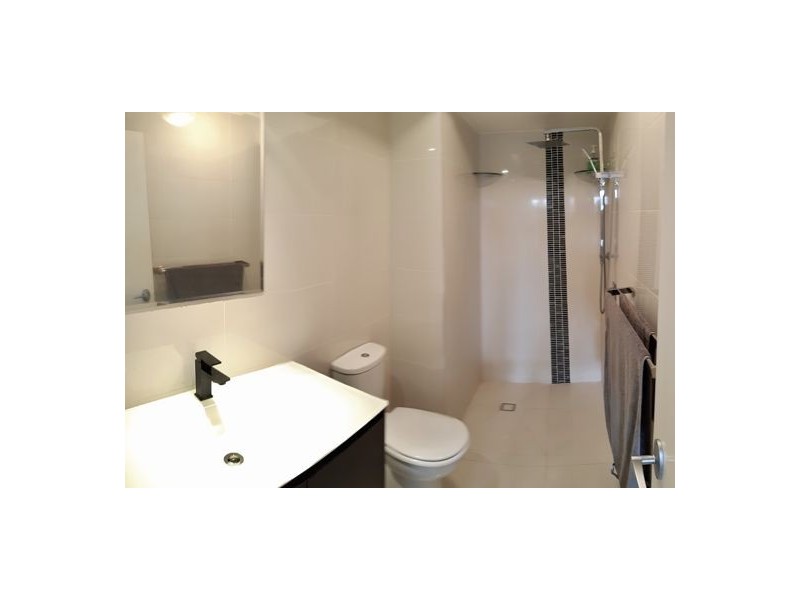 21 16 Jennifer Avenue, Runaway Bay QLD 4216