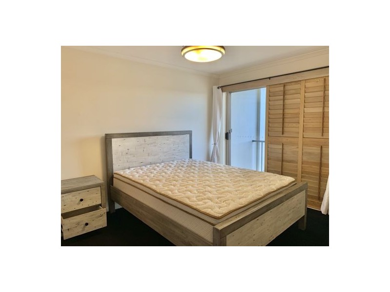 21 16 Jennifer Avenue, Runaway Bay QLD 4216