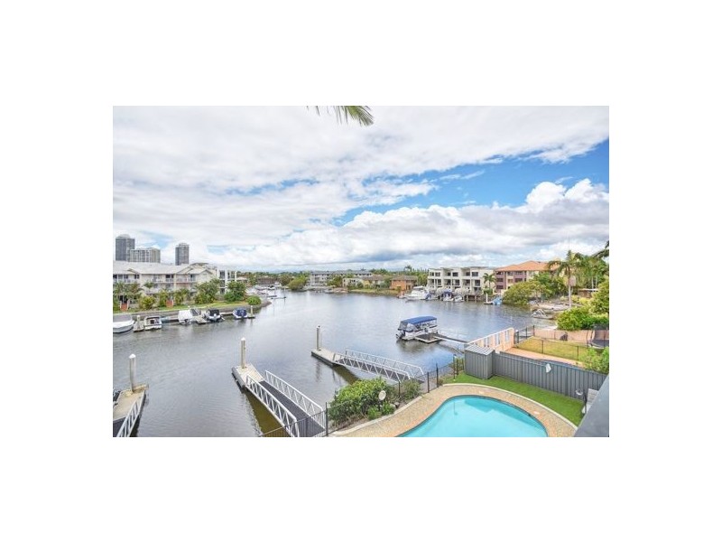 21 16 Jennifer Avenue, Runaway Bay QLD 4216