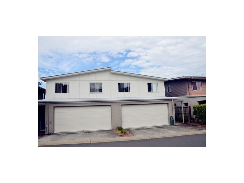 20/2 Sangster Crescent, Pacific Pines QLD 4211