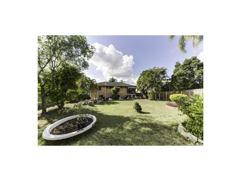 24 Gonzales Street, Macgregor QLD 4109