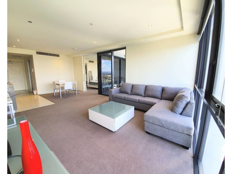 02/4 Wahroonga Place, Surfers Paradise QLD 4217