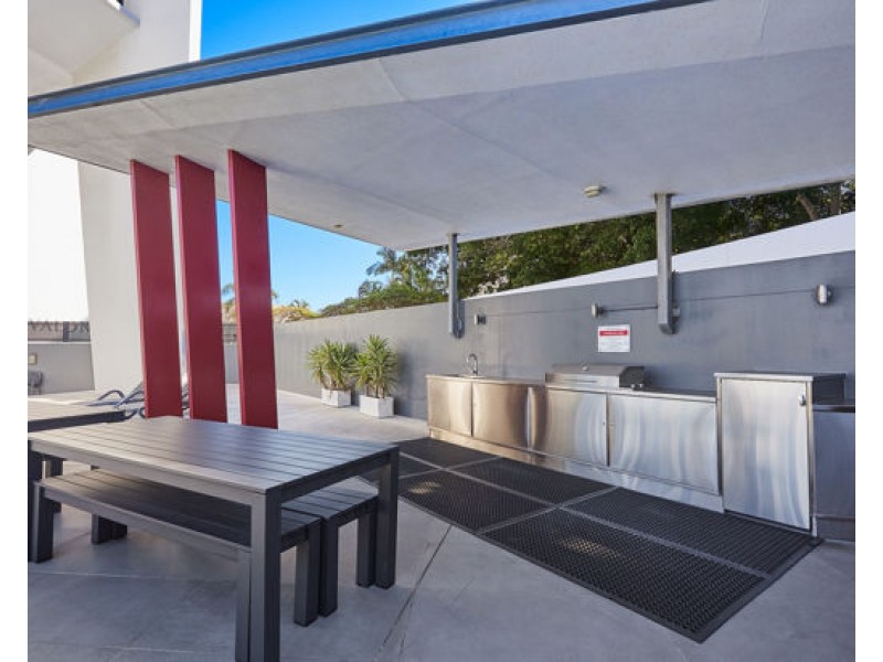 03/4 Wahroonga Place, Surfers Paradise QLD 4217