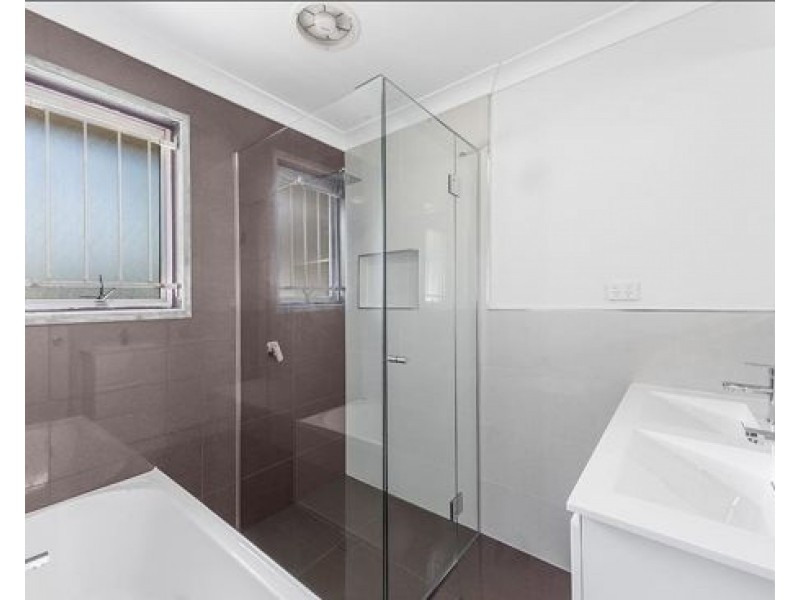 529 Broadwater road, Mansfield QLD 4122