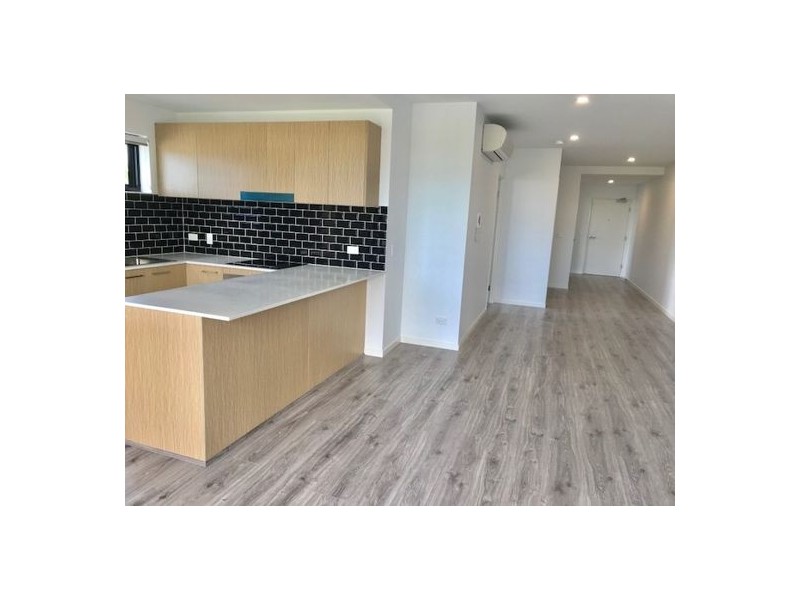 U301, 57 Ludwick street, Cannon Hill QLD 4170