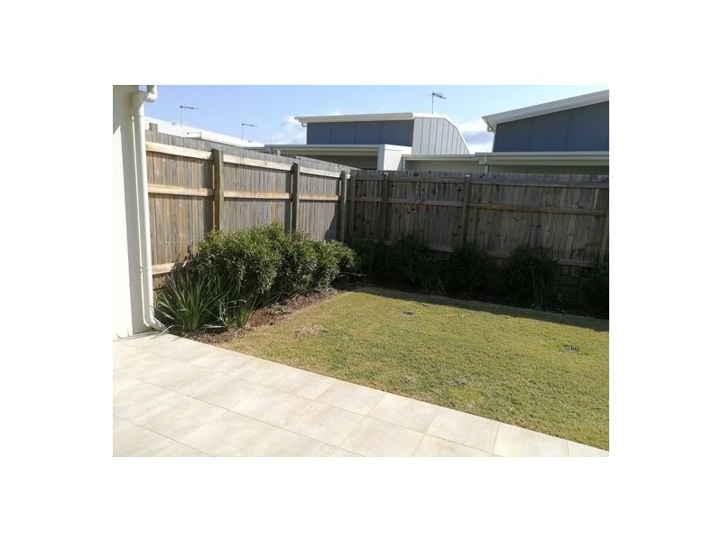 80/20 Salisbury Street, Redland Bay QLD 4165