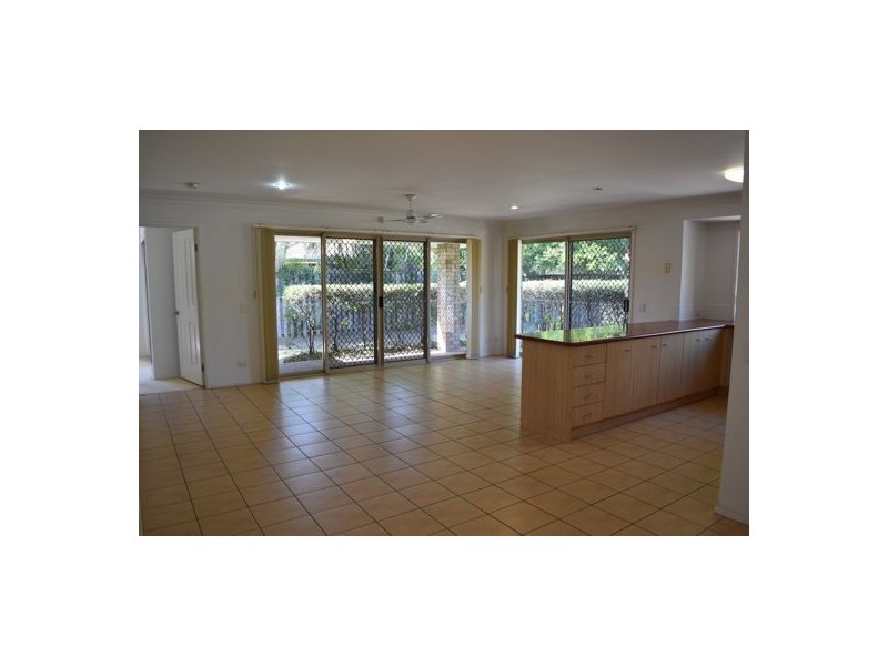 13 Groves Crescent, Boondall QLD 4034