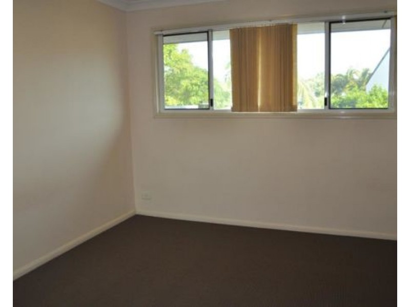 Unit 68 14 Kensington Pl, Birkdale QLD 4159