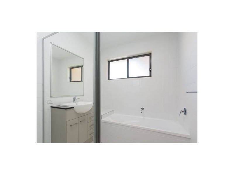 2 Stairway Street, Coomera QLD 4209