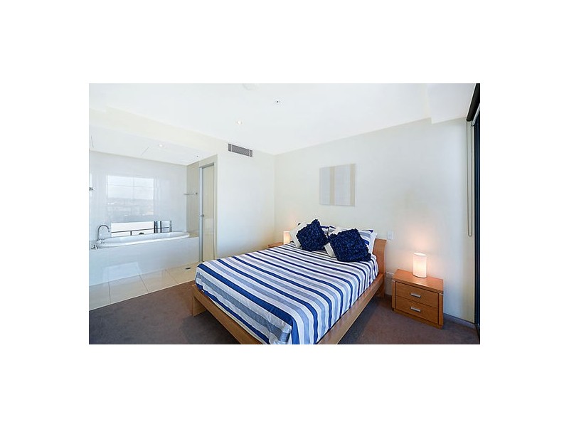 02 4 Wahroonga Place Surfers Paradise QLD 4217, Surfers Paradise QLD 4217