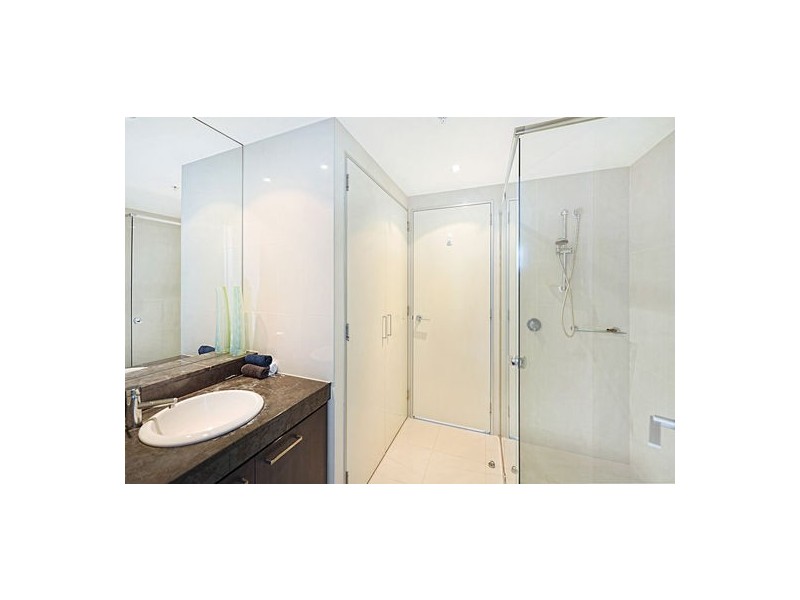 02 4 Wahroonga Place Surfers Paradise QLD 4217, Surfers Paradise QLD 4217