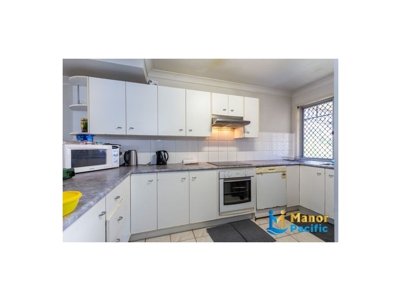 7/10 Lawrence Close, Robertson QLD 4109