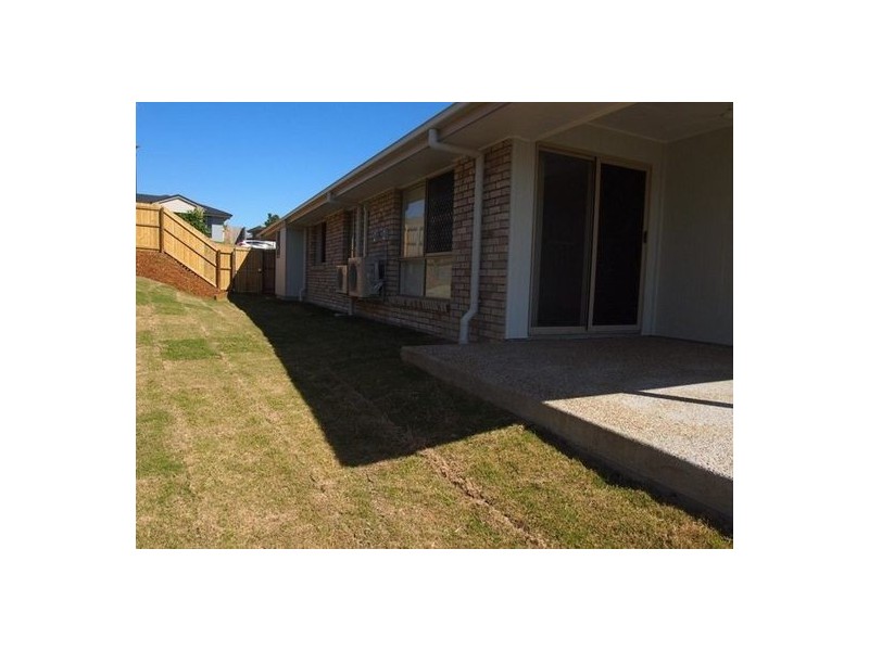 27 Milly Circuit, Ormeau QLD 4208