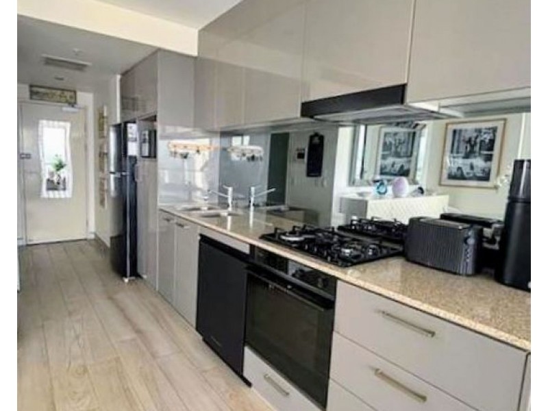 02 4 Wahroonga Place Surfers Paradise QLD 4217, Surfers Paradise QLD 4217
