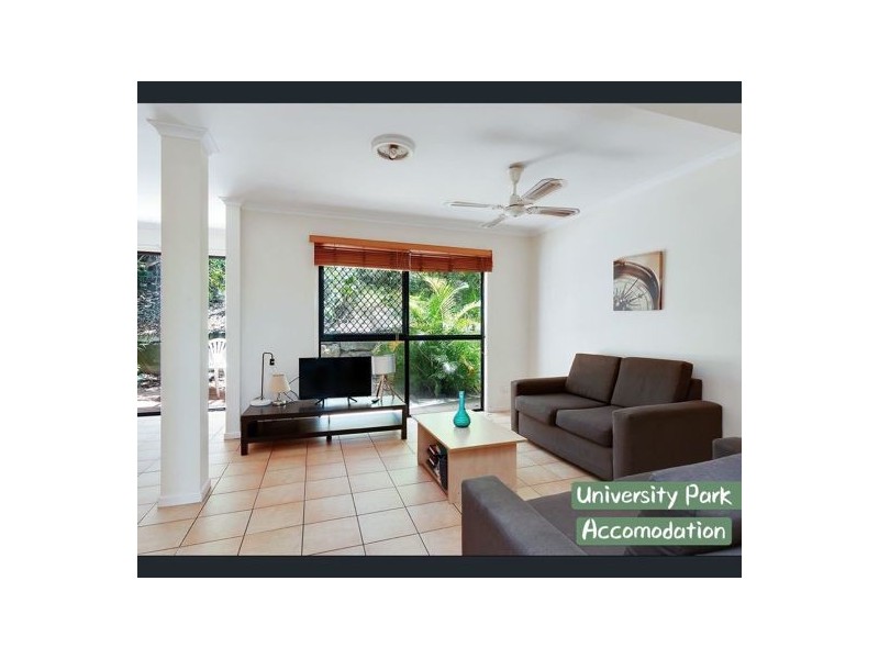 Unit 5 45 Barrett Street, Robertson QLD 4109