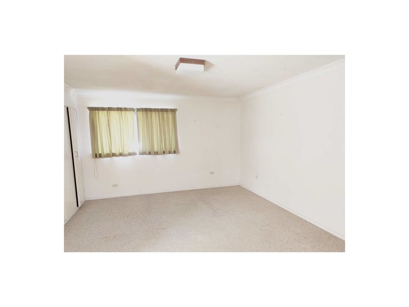 3 YALE STREET, Robertson QLD 4109