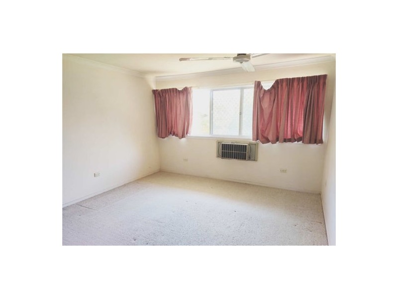 3 YALE STREET, Robertson QLD 4109