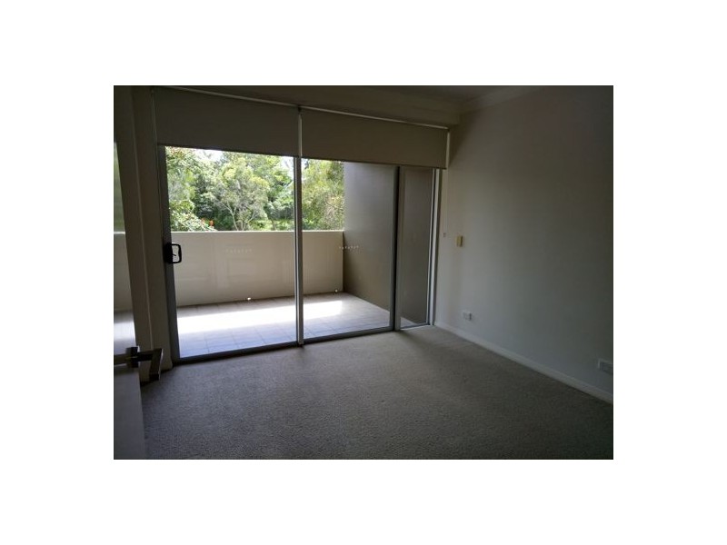 3102 12 Executive Drive, Burleigh Waters QLD 4220