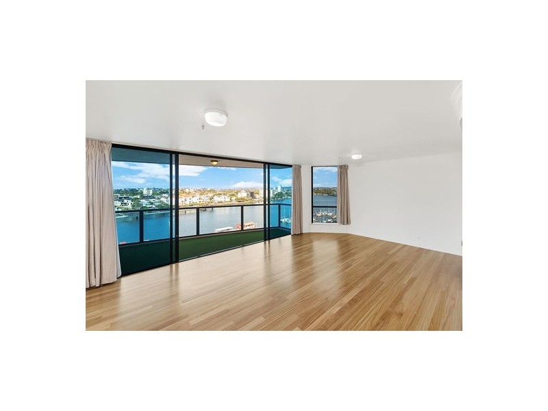 42/8 Goodwin Street, Kangaroo Point QLD 4169