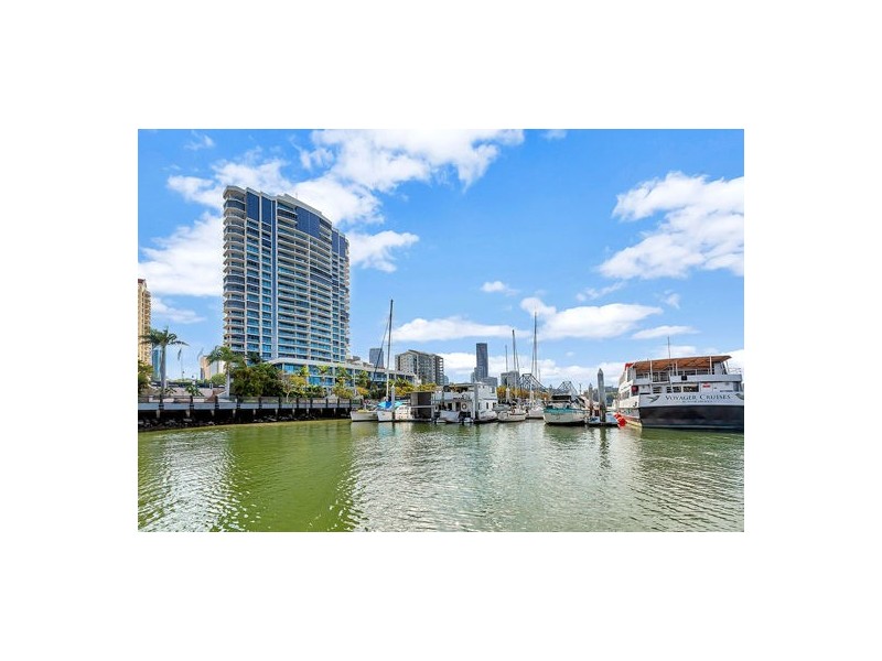 42/8 Goodwin Street, Kangaroo Point QLD 4169