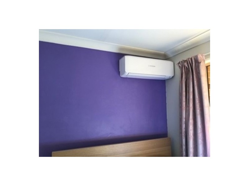 41 St Clair Cres, Wishart QLD 4122