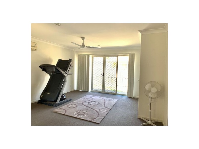 Unit 12 8 Rosegum Pl, Redbank Plains QLD 4301