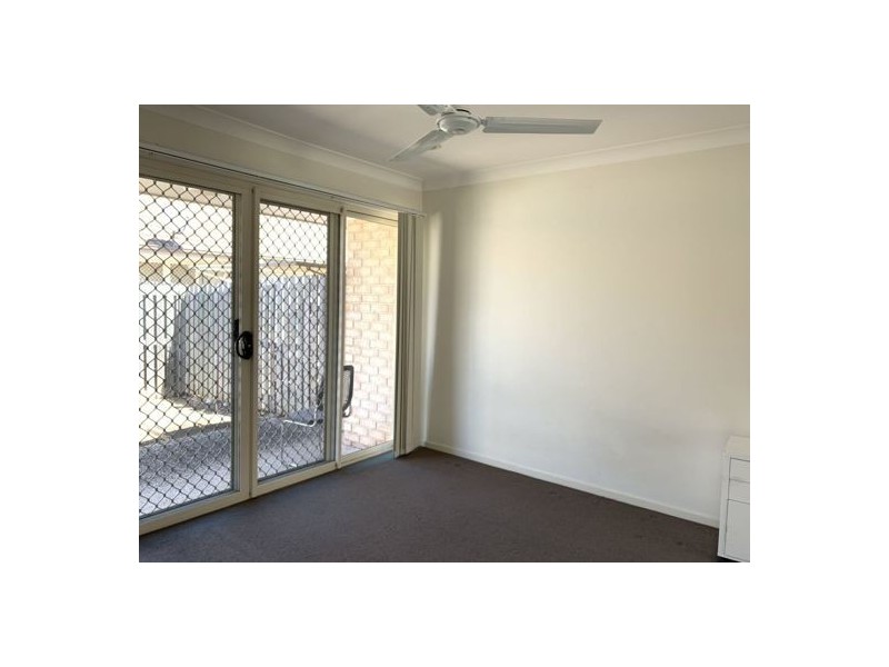 Unit 12 8 Rosegum Pl, Redbank Plains QLD 4301