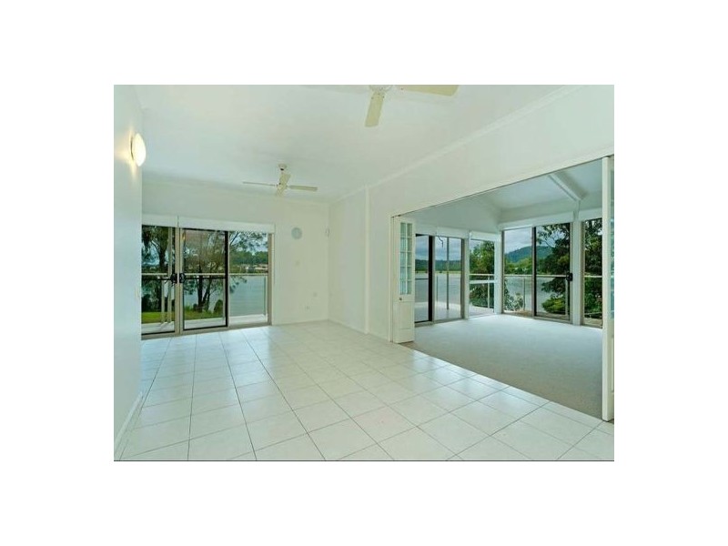 4 Rivendell Place, Upper Coomera QLD 4209