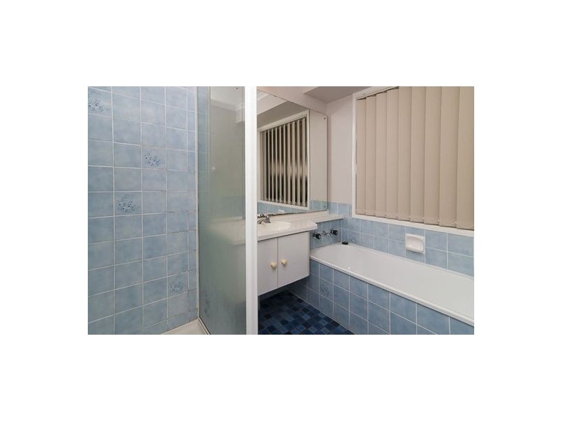 14 VANSITTART ROAD, Regents Park QLD 4118