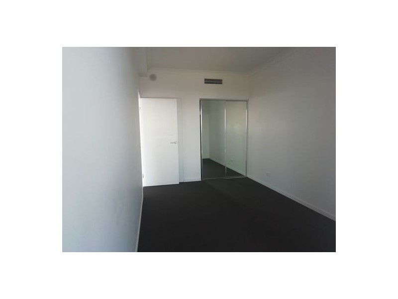 Waterpoint 5 Harbourside Court, Biggera Waters QLD 4216