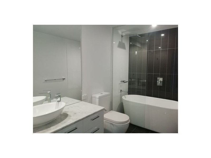 Waterpoint 5 Harbourside Court, Biggera Waters QLD 4216
